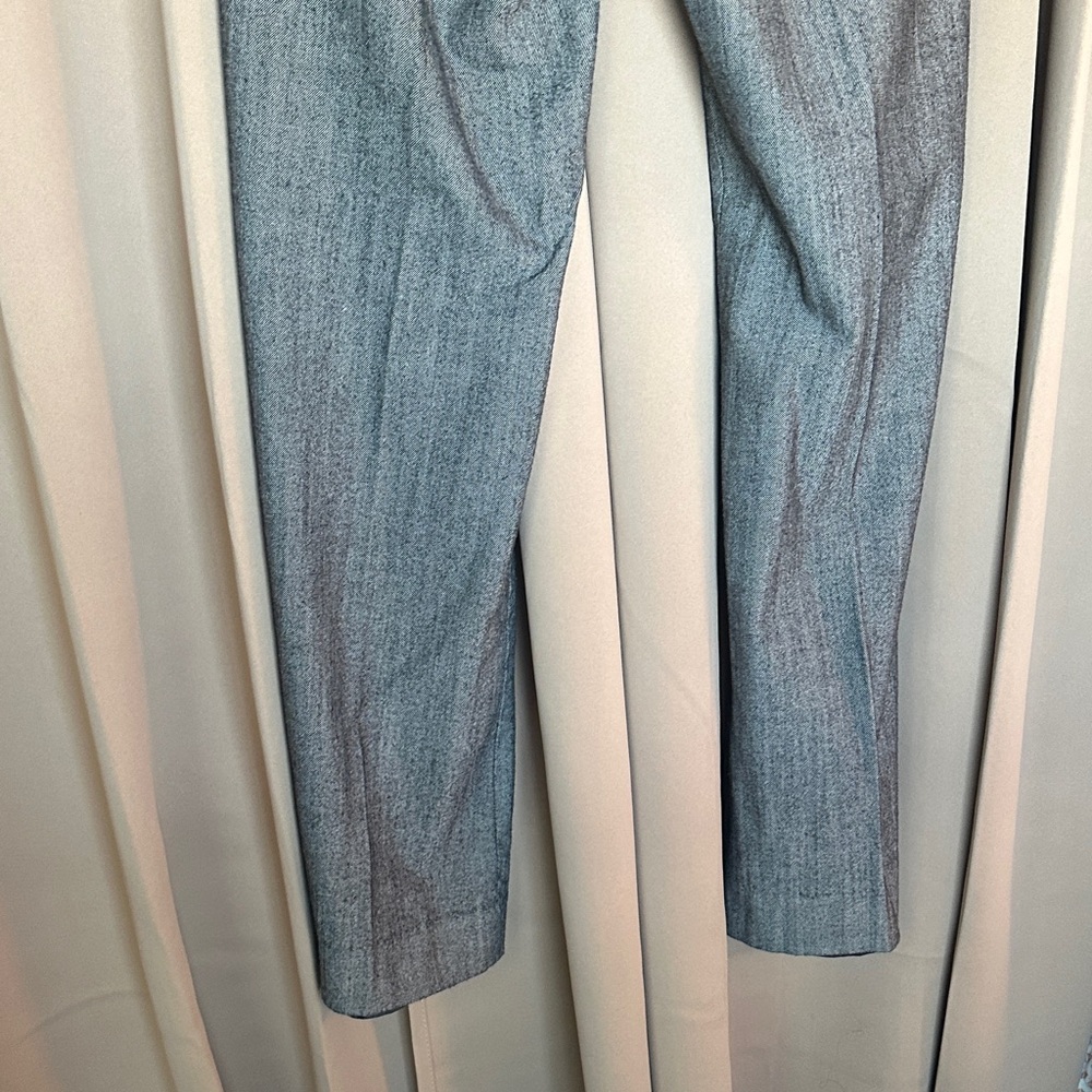 Banana Republic Women's Gray Wool Trousers - Picture 4 of 6